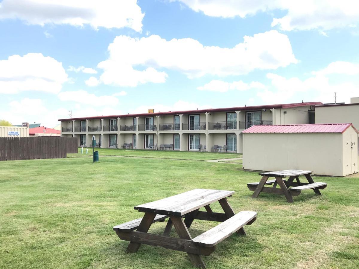 Days Inn By Wyndham Joplin Eksteriør billede