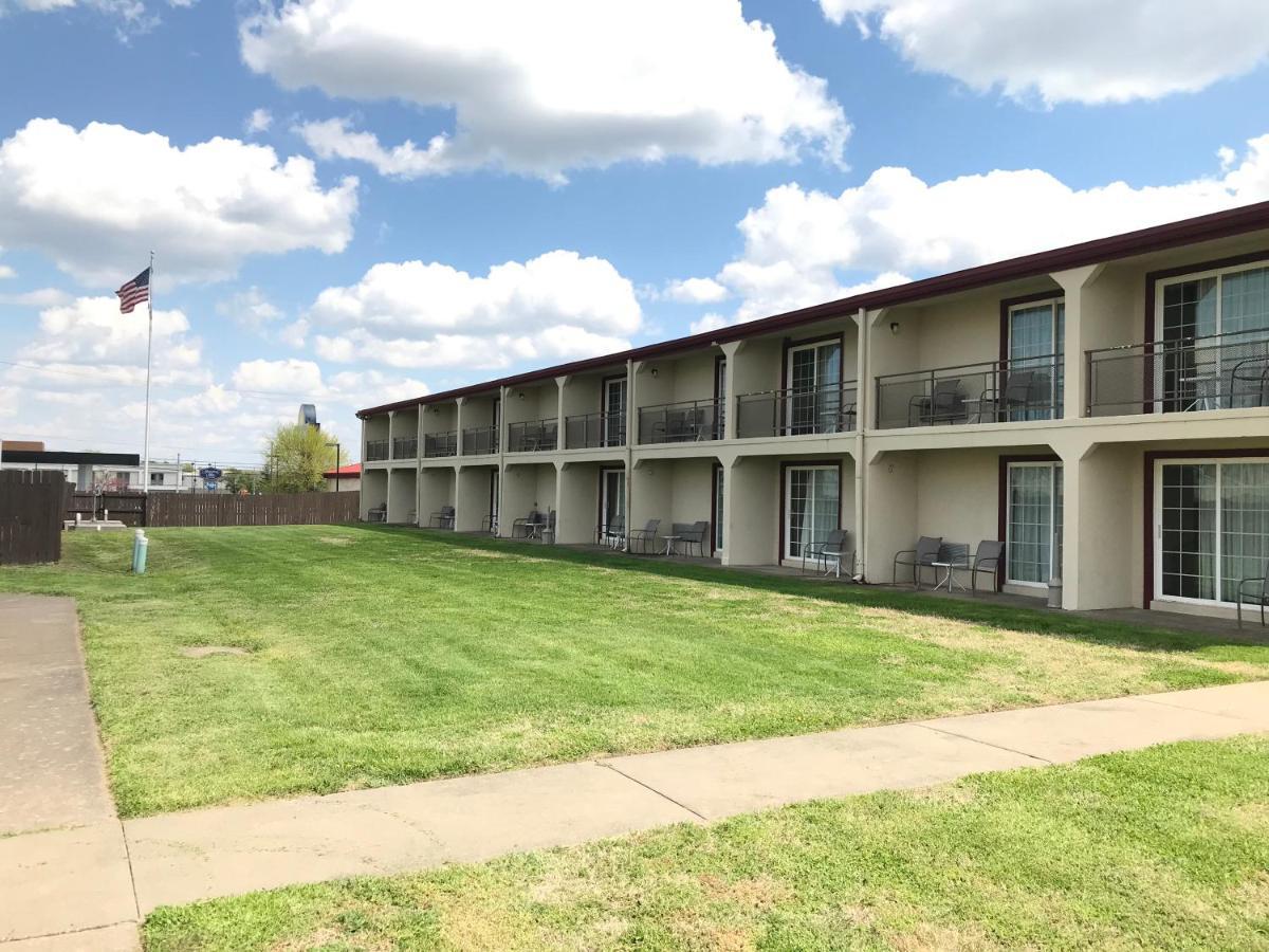 Days Inn By Wyndham Joplin Eksteriør billede