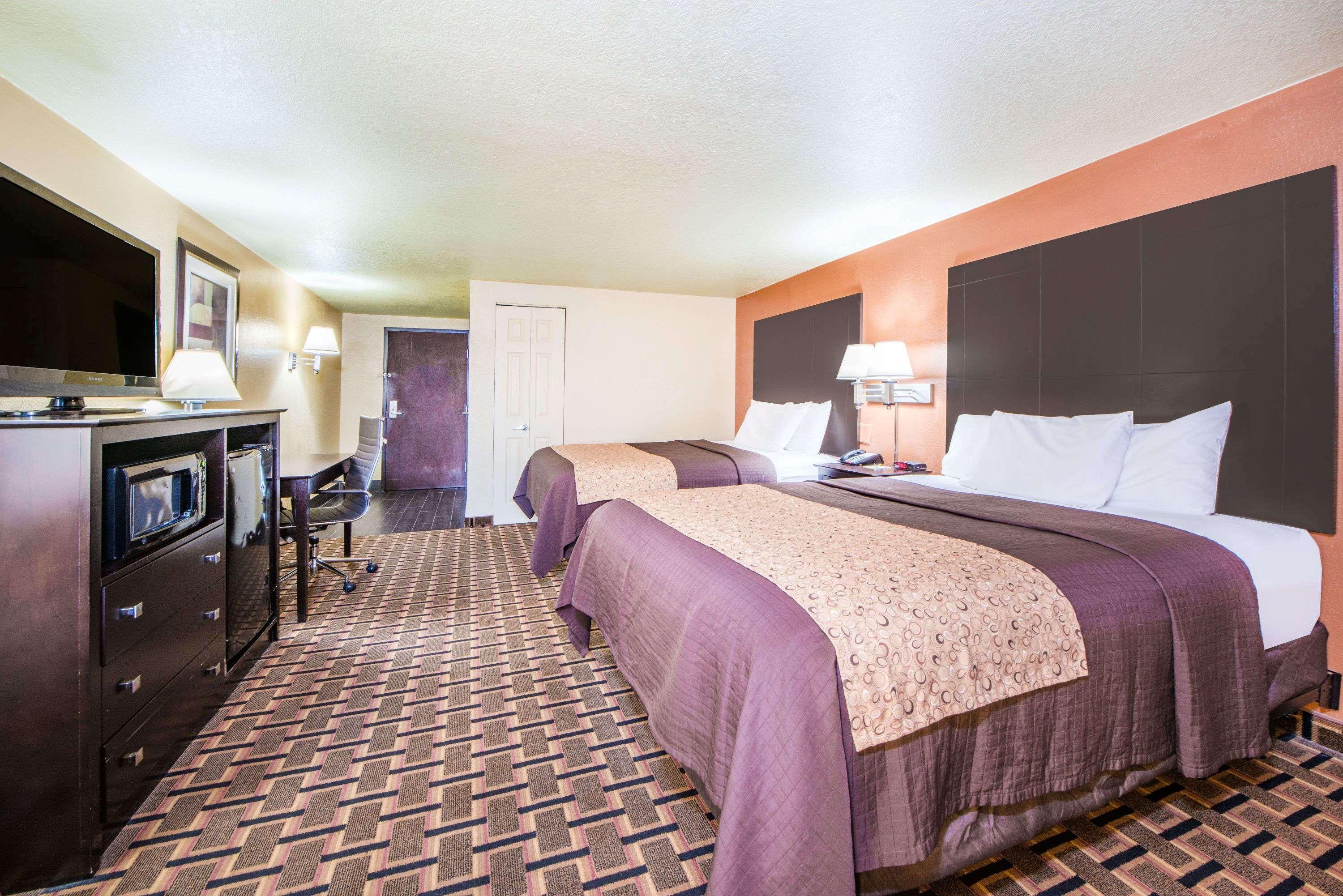 Days Inn By Wyndham Joplin Eksteriør billede